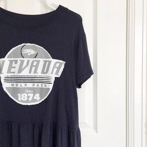 Dark blue 'Nevada wolf pack' shirt, size medium.